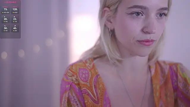 Snapshot of lolly_pie chatting on 10/02/25, 10:00 lolly pie online show from 10/02/25, 10:00