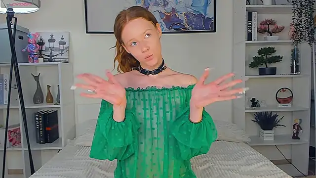 ZaraBluitt online show from 02/20/25, 10:37