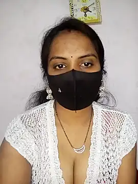 Snapshot of Choclet_bhabhi chatting on 01/05/25, 10:53 Choclet bhabhi online show from 01/05/25, 10:53