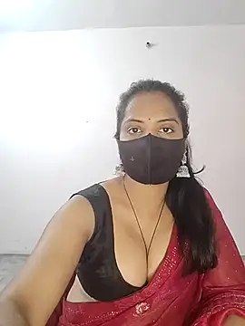 Snapshot of Choclet_bhabhi chatting on 03/09/25, 08:40 Choclet bhabhi online show from 03/09/25, 08:40