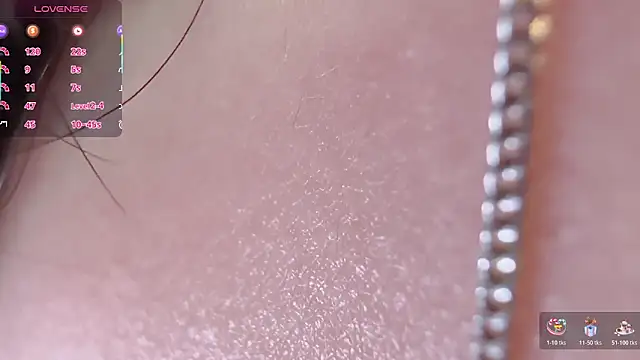 Snapshot of Unique-yiyi chatting on 11/01/25, 04:20 Unique-yiyi online show from 11/01/25, 04:20