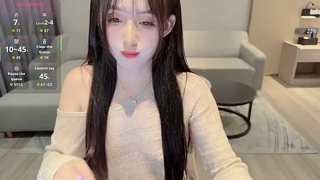 Snapshot of Unique-yiyi chatting on 11/08/25, 05:01 Unique-yiyi online show from 11/08/25, 05:01