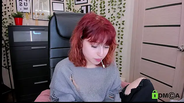 ElizaNik  online show from 05/28/26, 11:24