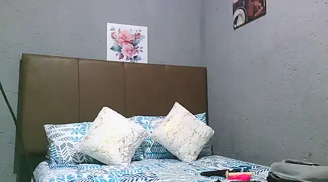 Sweetbedroomeyez01 online show from 02/19/25, 06:10
