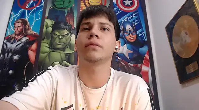 Jonathan Moreau online show from 01/12/25, 02:52