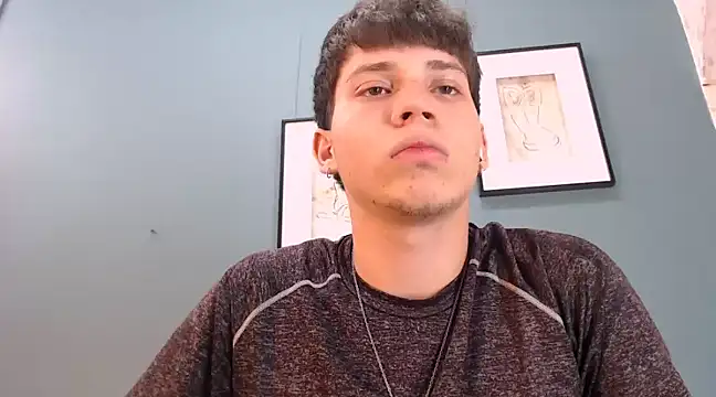 Jonathan Moreau online show from 01/13/25, 06:16