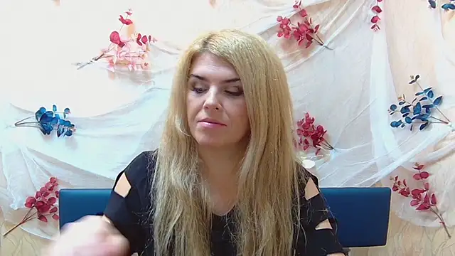 Julya Barbi online show from 12/09/24, 06:12