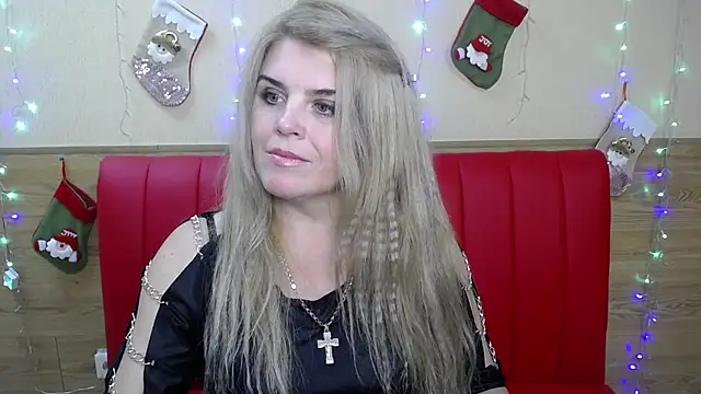 Julya Barbi online show from 12/18/24, 06:25