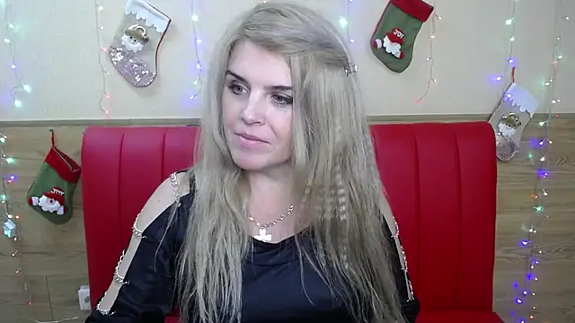 Julya Barbi online show from 12/18/24, 09:29