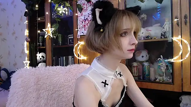 cloudgirrl online show from 02/28/25, 01:58