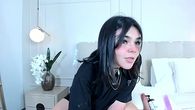 DakkotaBluee online show from 01/16/25, 07:31