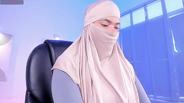 saray halam online show from 12/15/25, 01:48