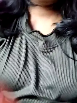 Snapshot of Shivani_Tivari chatting on 01/12/25, 10:56 Shivani Tivari online show from 01/12/25, 10:56