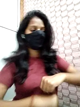 Snapshot of Shivani_Tivari chatting on 02/04/25, 07:11 Shivani Tivari online show from 02/04/25, 07:11