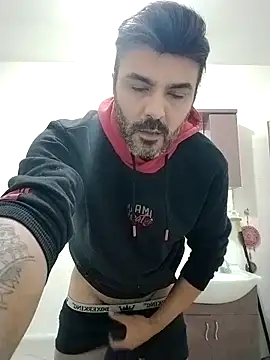 Snapshot of hot_man_eray chatting on 10/01/25, 08:59 hot man eray online show from 10/01/25, 08:59