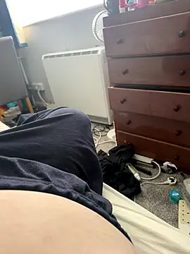 Snapshot of AmberTaylorXxx chatting on 09/16/25, 09:21 AmberTaylorXxx online show from 09/16/25, 09:21