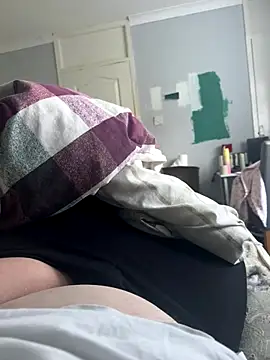 Snapshot of AmberTaylorXxx chatting on 11/09/25, 02:37 AmberTaylorXxx online show from 11/09/25, 02:37