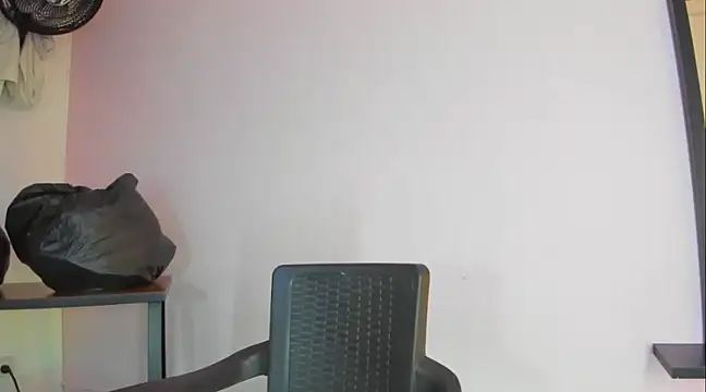 danna sttone online show from 02/11/25, 01:09