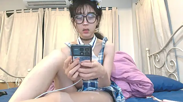 seo yeon  online show from 01/13/25, 03:26