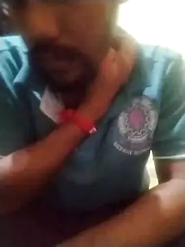 Snapshot of Muscular02 chatting on 11/06/25, 07:09 Muscular02 online show from 11/06/25, 07:09