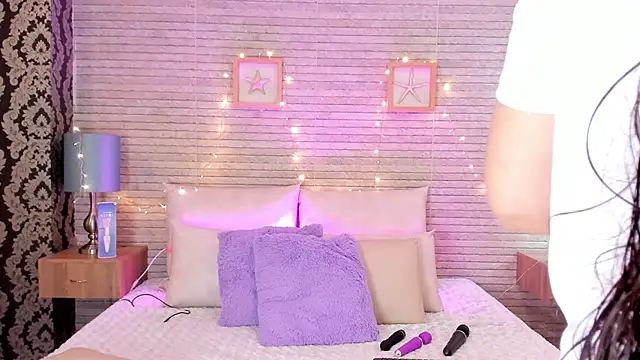 Catalinna Thompson online show from 03/13/25, 12:02