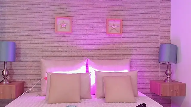 Catalinna Thompson online show from 03/22/25, 12:04