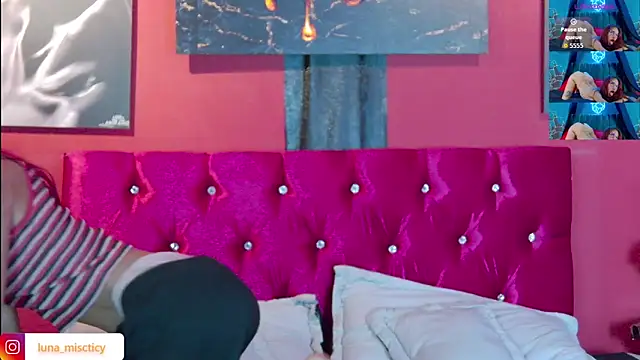 Snapshot of Lunamistyc chatting on 11/06/25, 07:48 Lunamistyc online show from 11/06/25, 07:48