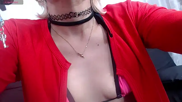 ariana crazzy online show from 01/15/25, 09:13