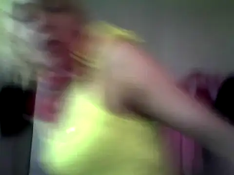 ariana crazzy online show from 02/11/25, 05:07