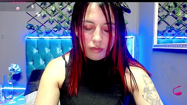 IVY FOX online show from 12/05/24, 01:14