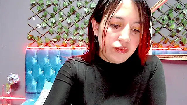 IVY FOX online show from 12/09/24, 03:50