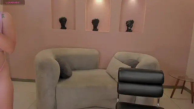 AlinaKravitz online show from 01/17/25, 11:49