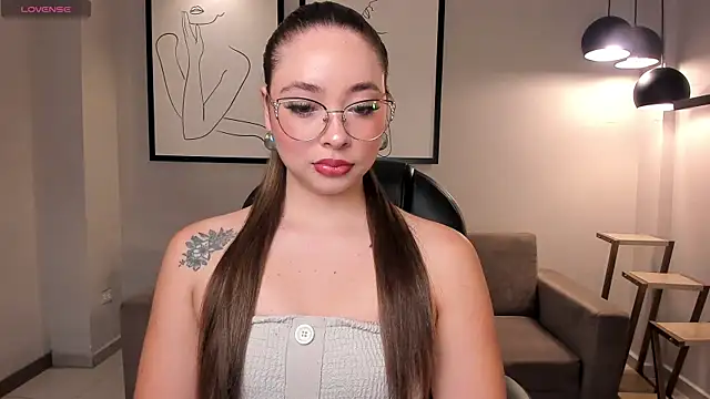 AlinaKravitz online show from 10/29/25, 12:07