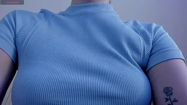 Snapshot of KaiaFerreira chatting on 11/23/25, 12:38 KaiaFerreira online show from 11/23/25, 12:38