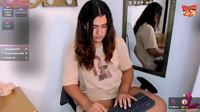 Snapshot of Valery_Maravilla_ chatting on 12/20/24, 11:37 Valery Maravilla online show from 12/20/24, 11:37