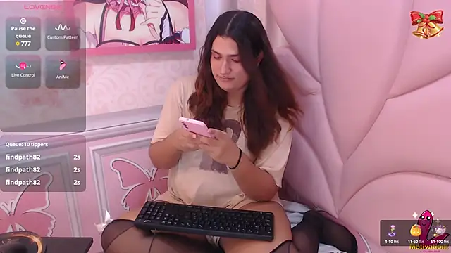 Snapshot of Valery_Maravilla_ chatting on 12/23/24, 07:30 Valery Maravilla online show from 12/23/24, 07:30