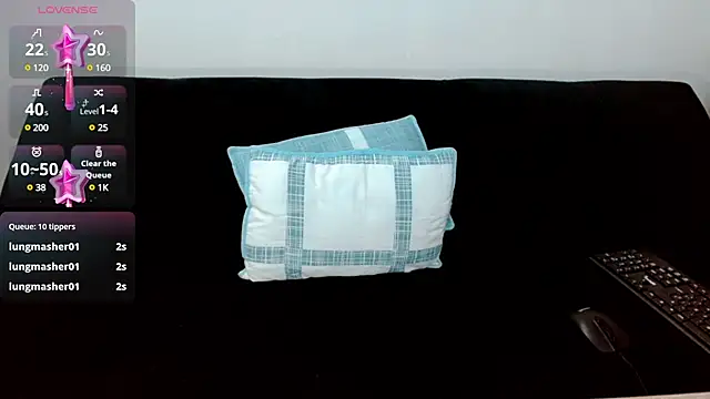 lunalovedoll  online show from 01/03/25, 01:16