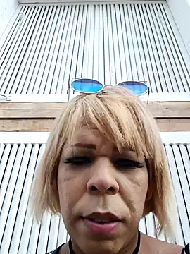 blondebitchlitle online show from 01/05/25, 08:21