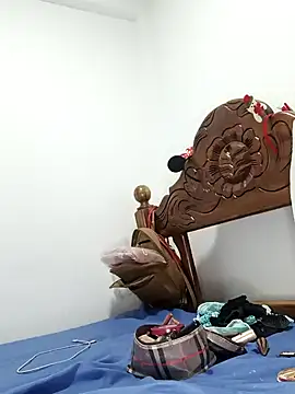 blondebitchlitle online show from 02/02/25, 06:37