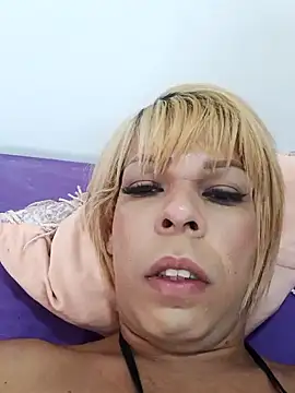 blondebitchlitle online show from 02/10/25, 03:21