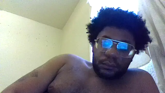 Snapshot of dvaughn3117 chatting on 04/14/26, 10:16 dvaughn3117 online show from 04/14/26, 10:16