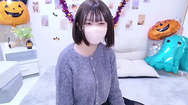 aki zzz online show from 10/27/25, 12:31