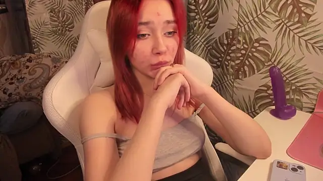 Snapshot of SweetLinaa chatting on 01/04/25, 10:49 SweetLinaa online show from 01/04/25, 10:49