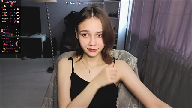 Snapshot of SweetLinaa chatting on 04/01/26, 11:33 SweetLinaa online show from 04/01/26, 11:33