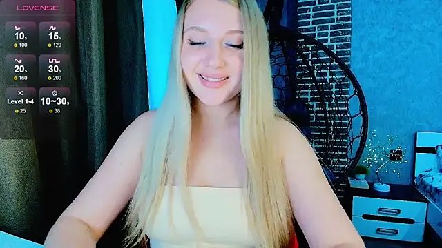 Evacadooo online show from 09/28/25, 05:57