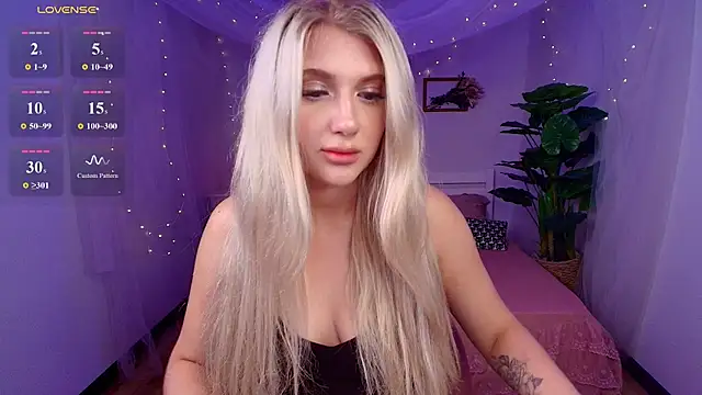 Evacadooo online show from 07/07/26, 02:58