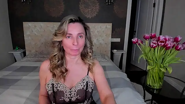 AllisonWilliams online show from 03/11/25, 04:40