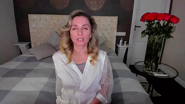 AllisonWilliams online show from 09/14/25, 05:01