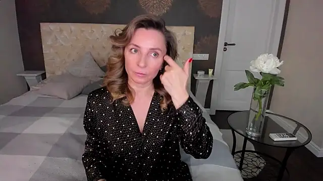 AllisonWilliams online show from 11/22/25, 04:06