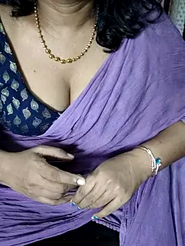 indian anu mallu online show from 02/25/25, 10:15